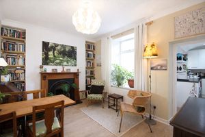 Dining Room- click for photo gallery